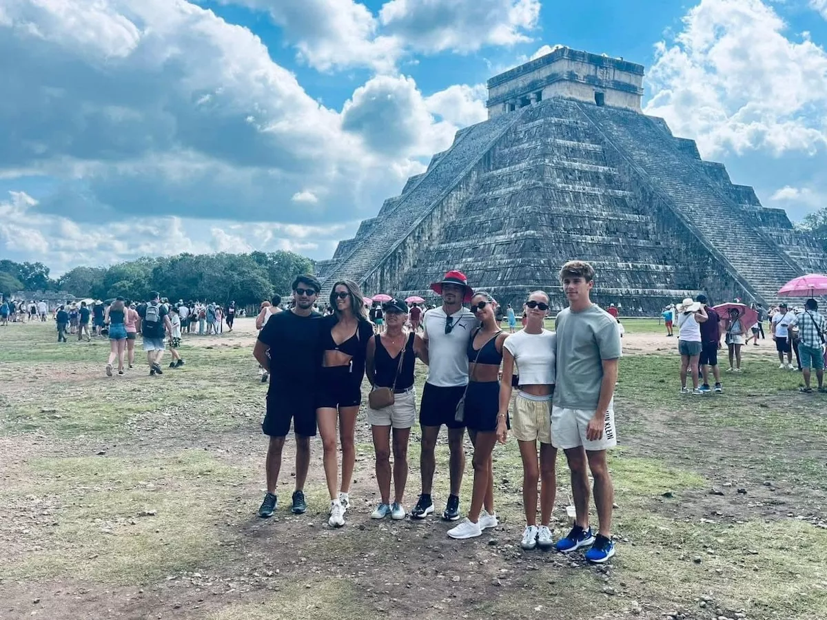 Charles Leclerc en Chichén Itzá