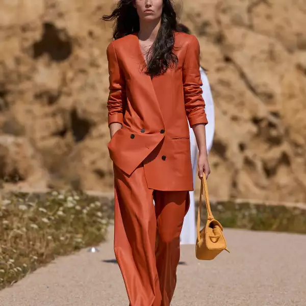 Jacquemus PO S27 011.jpg