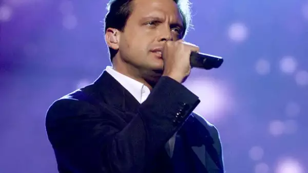 El cantante está listo para presentarse este 15, 16, 17 y 18 de septiembre en el Caesars Palace de Las Vegas. Aquí la crónica de la esperada conferencia.