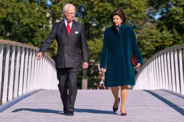 Rey Carlos XVI y la reina Silvia