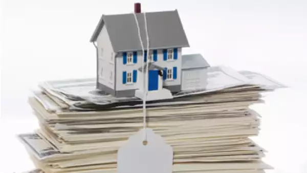 El trámite de las escrituras puede demorar hasta tres meses, toma tus precauciones. (Foto: Thinkstock)