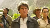 Foto de Tom Cruise como Ethan Hunt en una escena de Misión Imposible: Sentencia Final