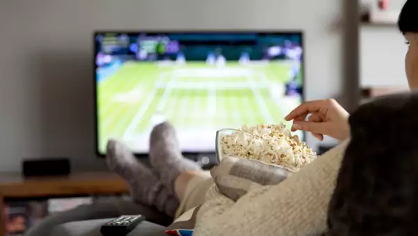 Recorte en publicidad