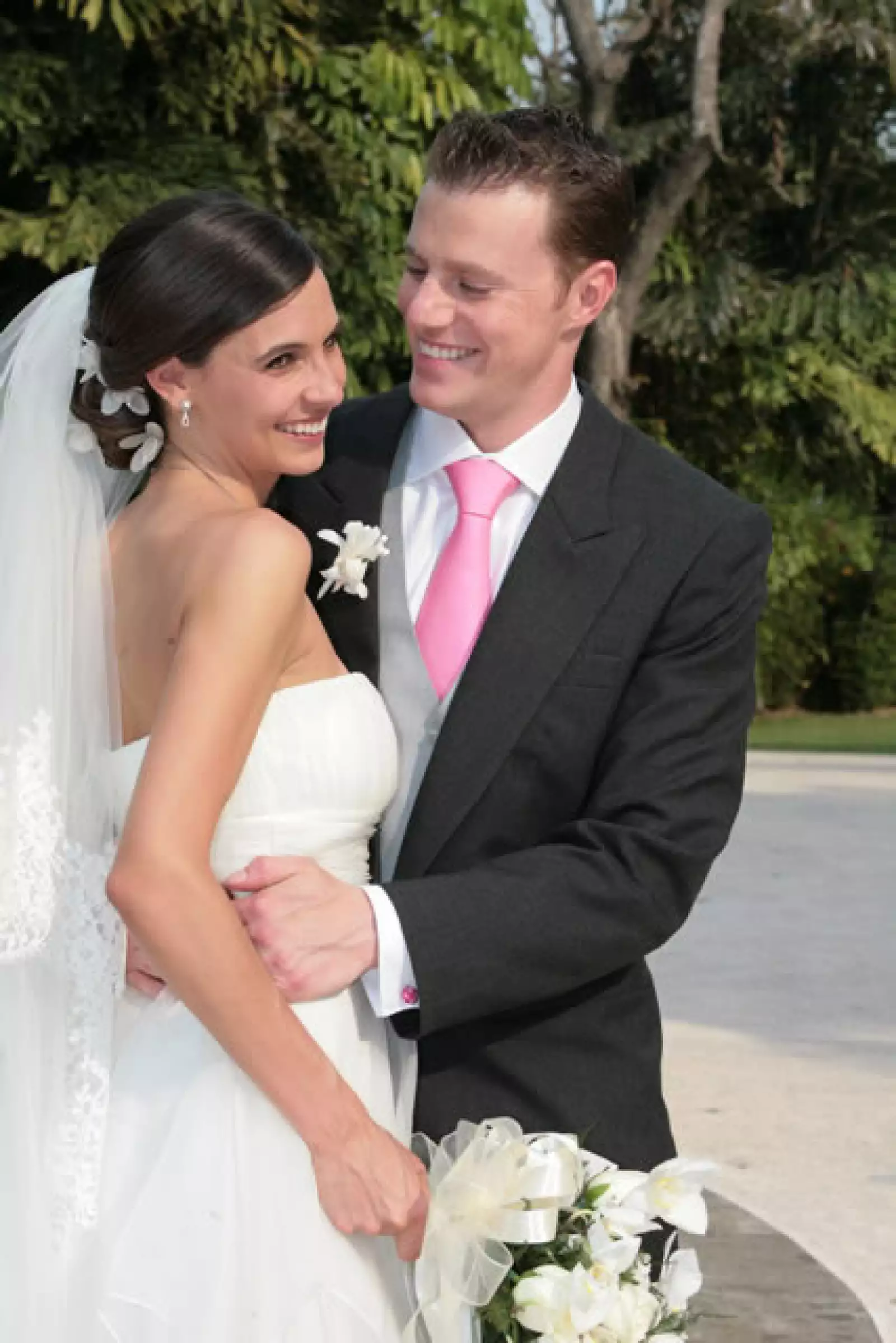 Boda en Cuernavaca de Barbara Deschamps y Manuel Tamayo