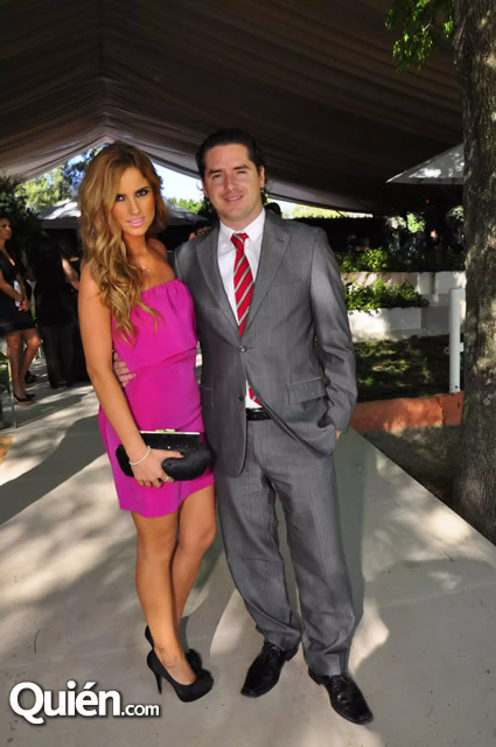 Ana Paola Luque y Checo Barrera