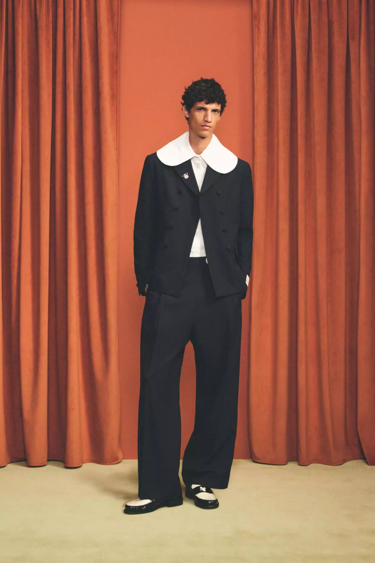 harry-lambert.zara-disney