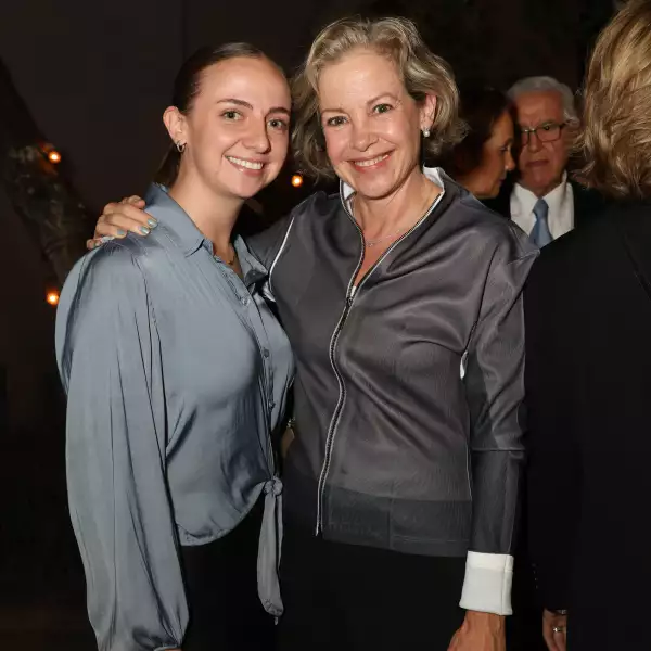 Andrea Perdomo y Guadalupe González 