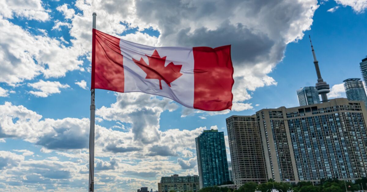 Canada cuts the number of visas for international students for two years