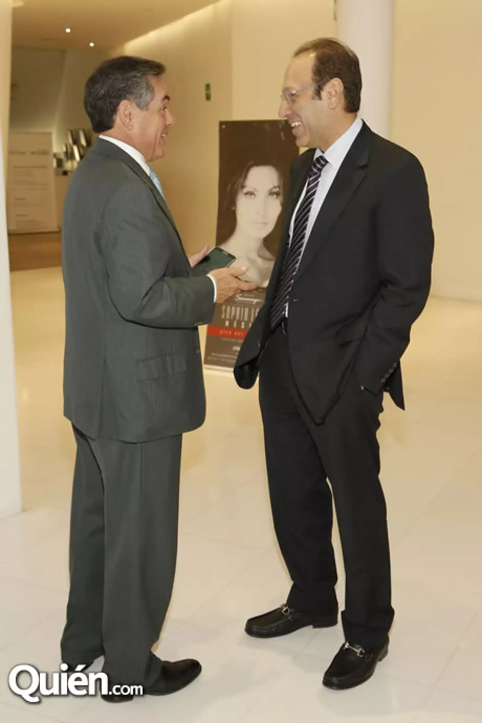 Daniel Goñi,Marco Antonio Slim