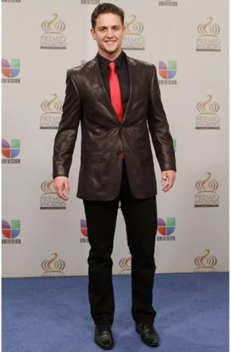 El cantante dijo que las telenovelas han quedado en el pasado para él, así como un reencuentro con sus ex compañeros de RBD, pues aseguró que se quiere dedicar a la música, al cine y a hacer series.