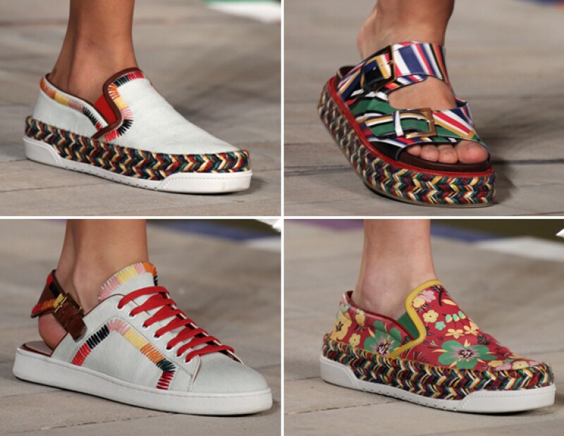 La propuesta en zapatos fueron sandalias tipo alpargata y tenis con estampados.