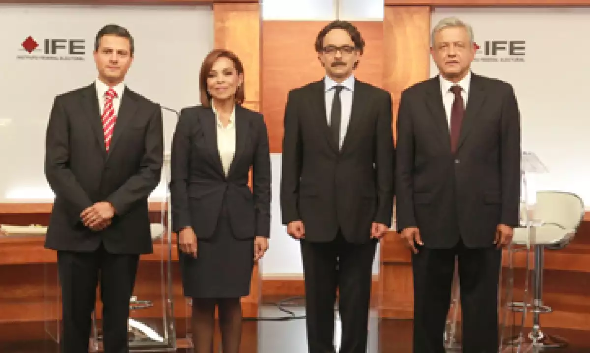El domingo pasado, los candidatos presidenciales sostuvieron el primer debate organizado por el Instituto Federal Electoral. (Foto: Notimex)