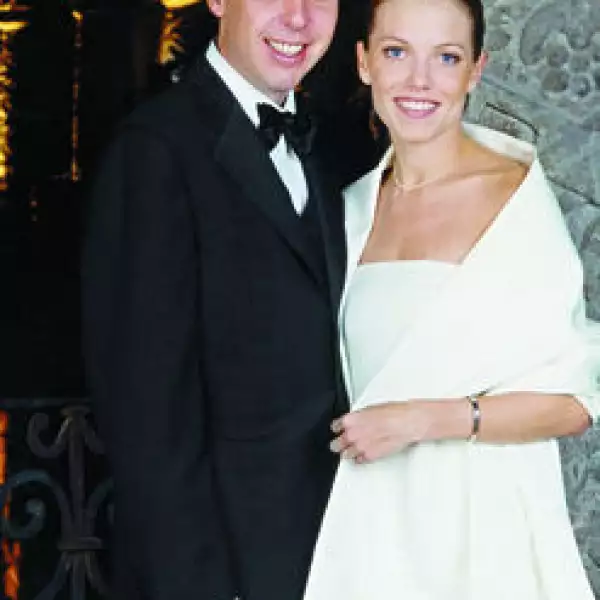 Emilio Azcárraga, Alejandra de Cima