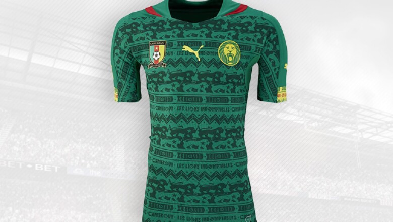La selección africana y Puma son socios desde 1997 y han generado polémica, como en 2002 cuando presentaron una camiseta sin mangas que finalmente fue prohibida por la FIFA.