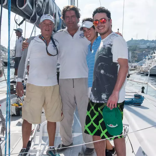 Regata Niños en Alegría Acapulco