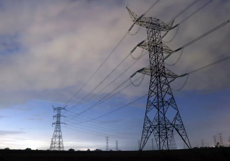 Eurodiputados con dudas por la reforma energética de AMLO