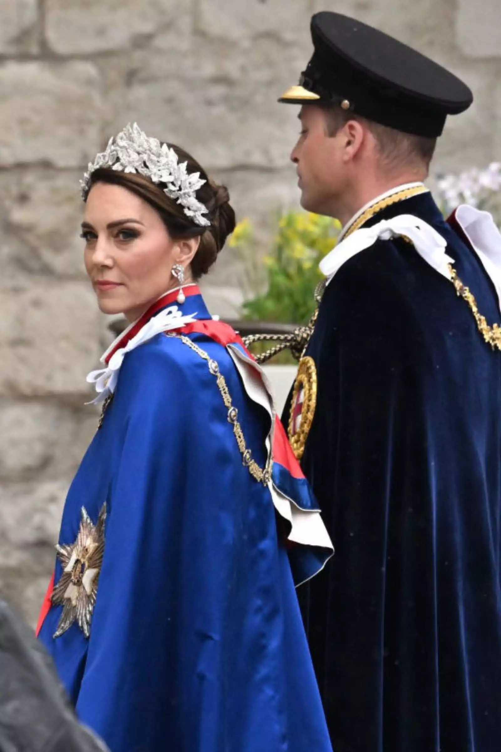 Miembros de la Familia Real Británica en la coronación del rey Carlos III