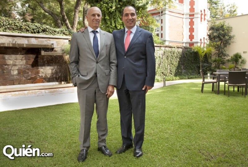 Héctor Aréchiga Ganem y Manuel Papayanopulos, socios del lugar.