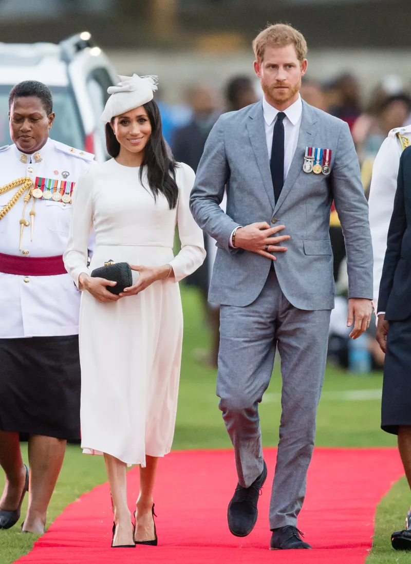 Meghan y Harry arribando a Fiji 2018