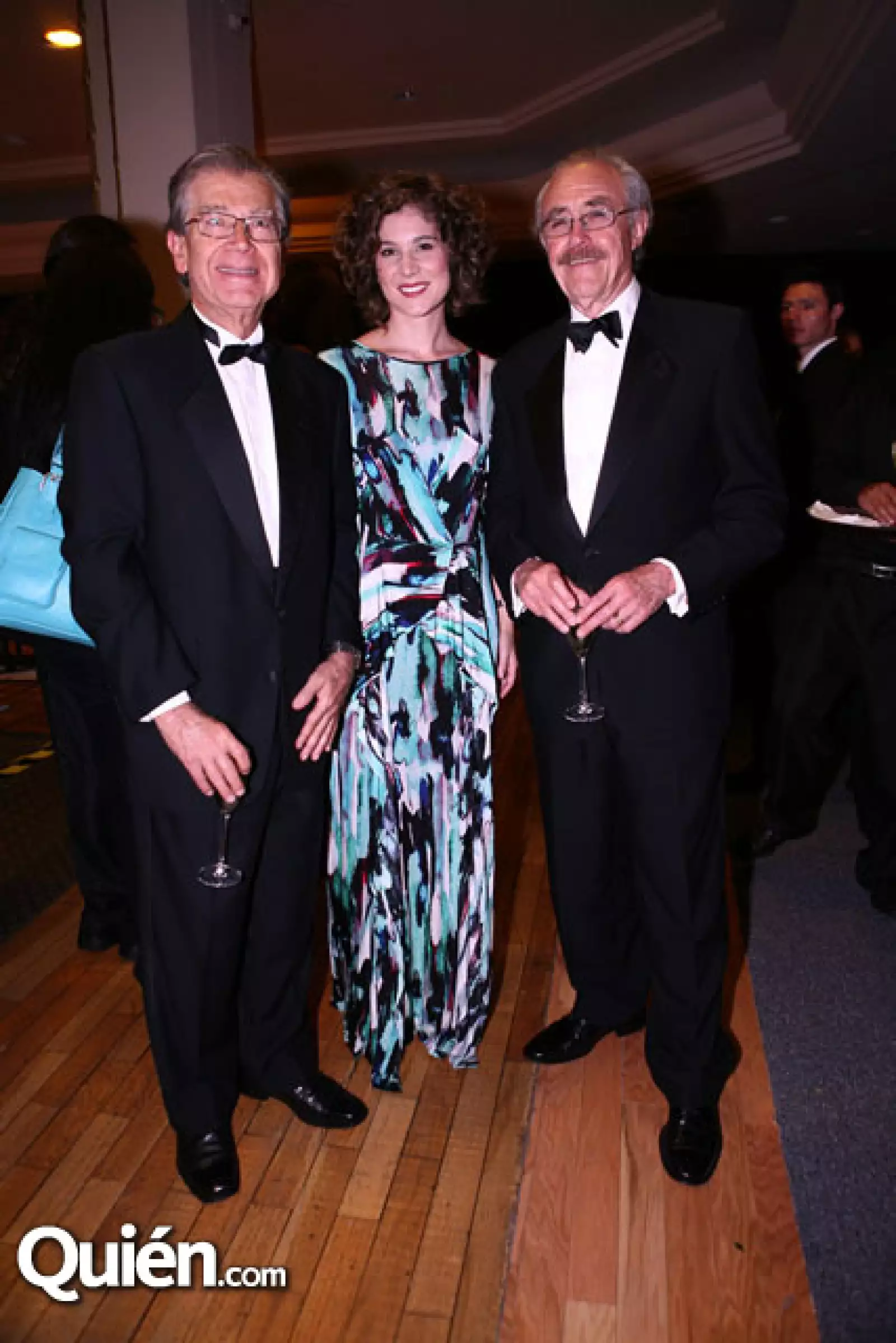 Héctor y Cristina Rangel con Andrés Aymes