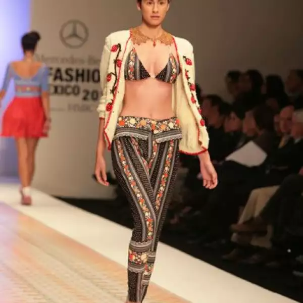 Pasarela Alejandra Quesada