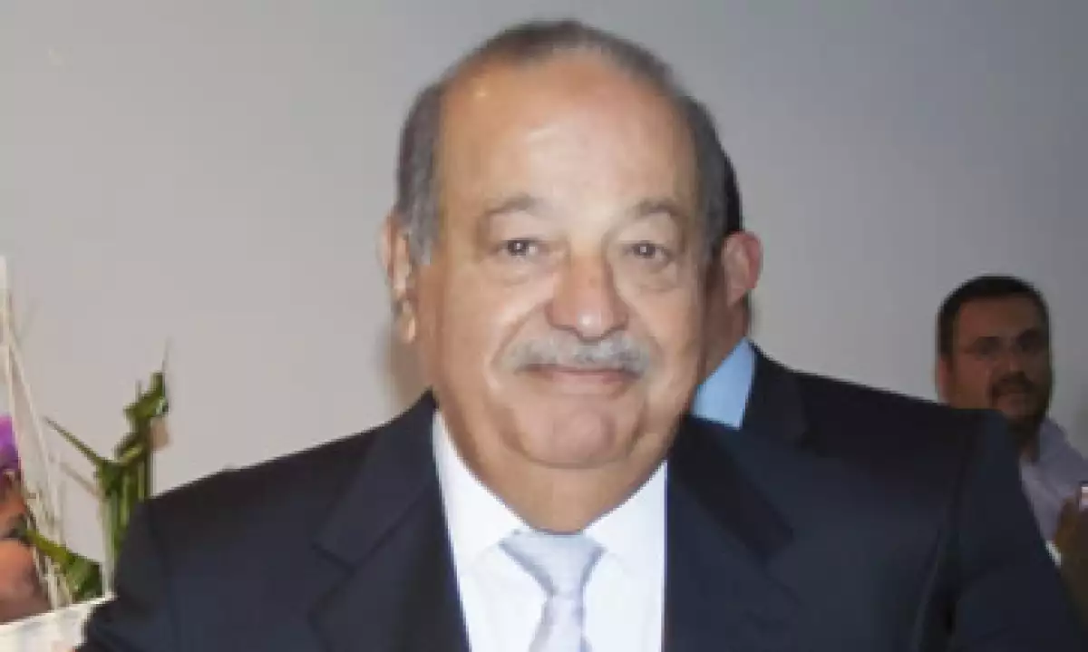 La iniciativa privada debe realizar mayores inversiones en sus trabajadores, dijo Slim. (Foto: Cuartoscuro)