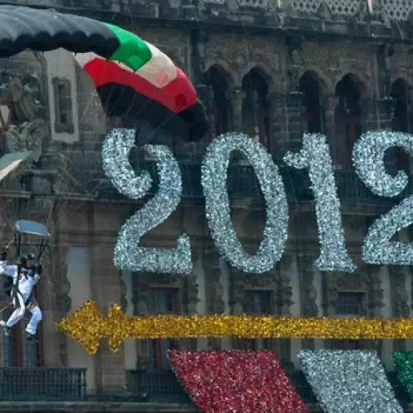 desfile_militar_paracaidas