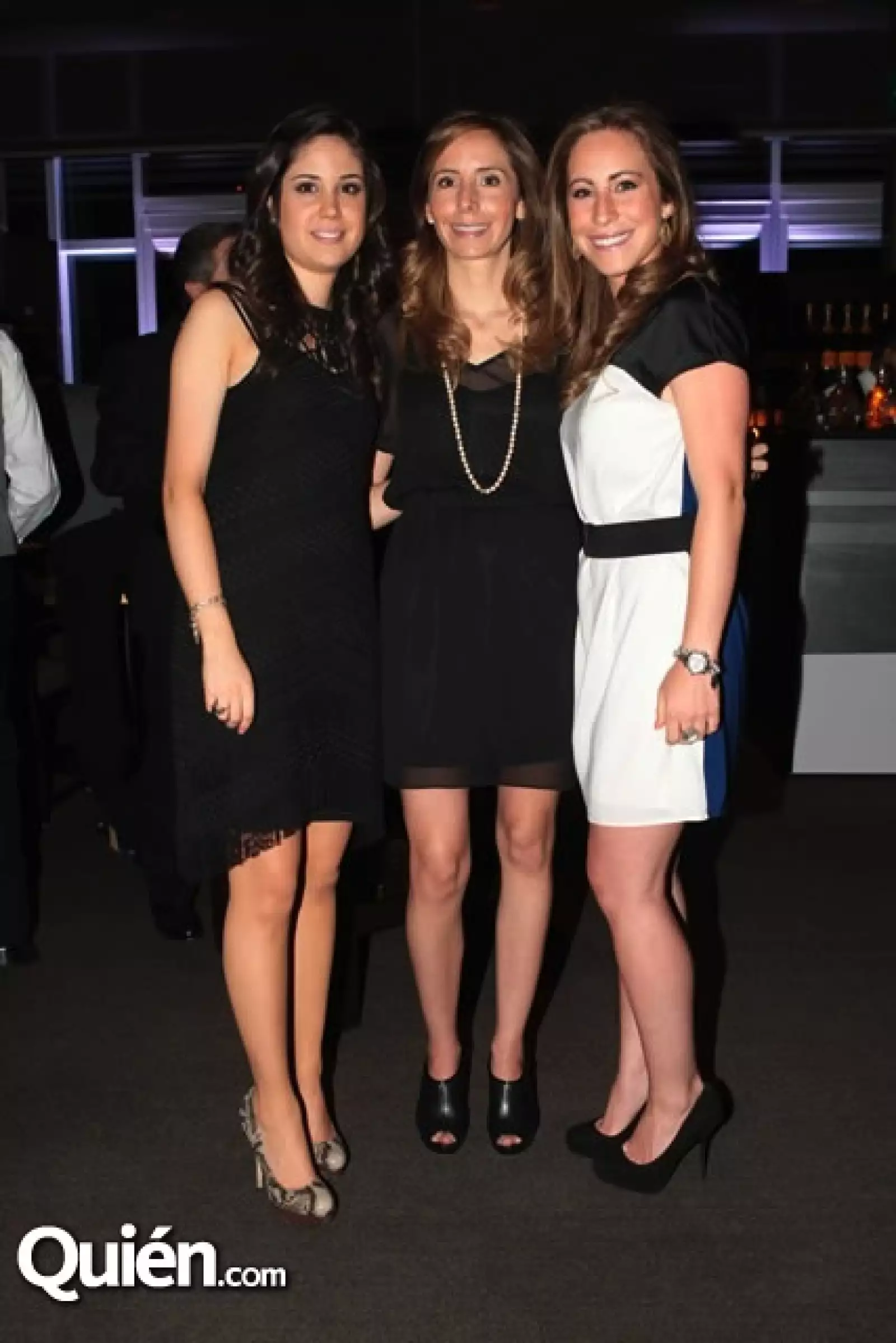 Loren Rich,Ximena Esteinou,Fernanda Borja