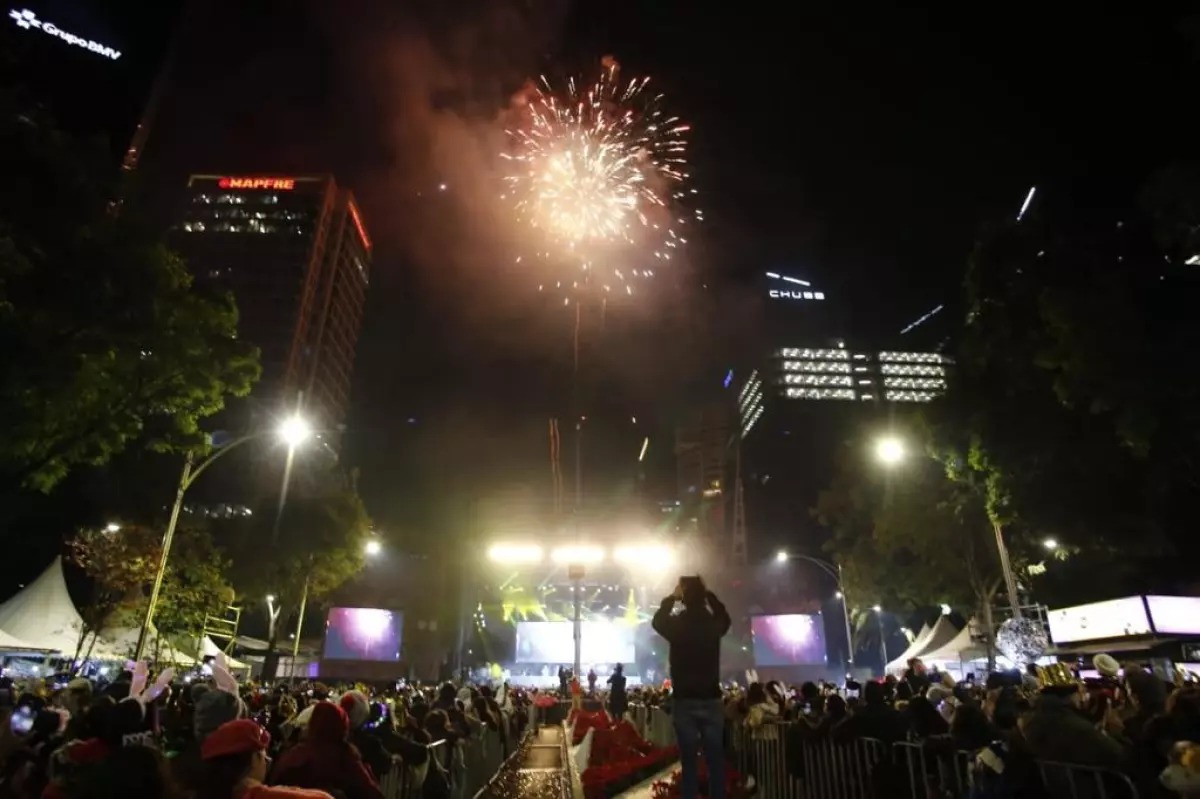 #EnFotos: 100 thousand people welcome 2023 with cumbia in CDMX WhatsApp Image 2023-01-01 at 00.45.29 (1).jpeg