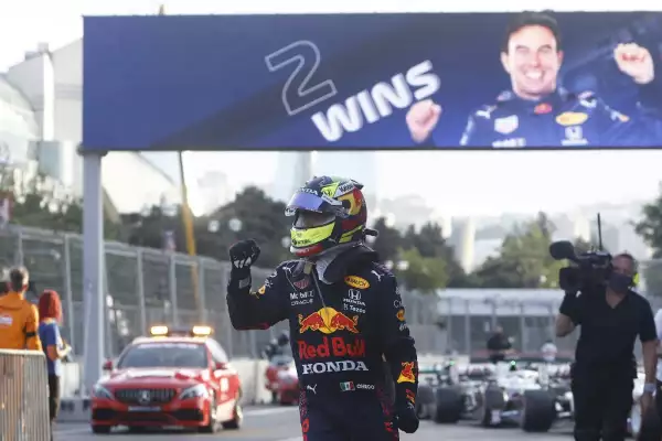 AUTO-PRIX-F1-AZE