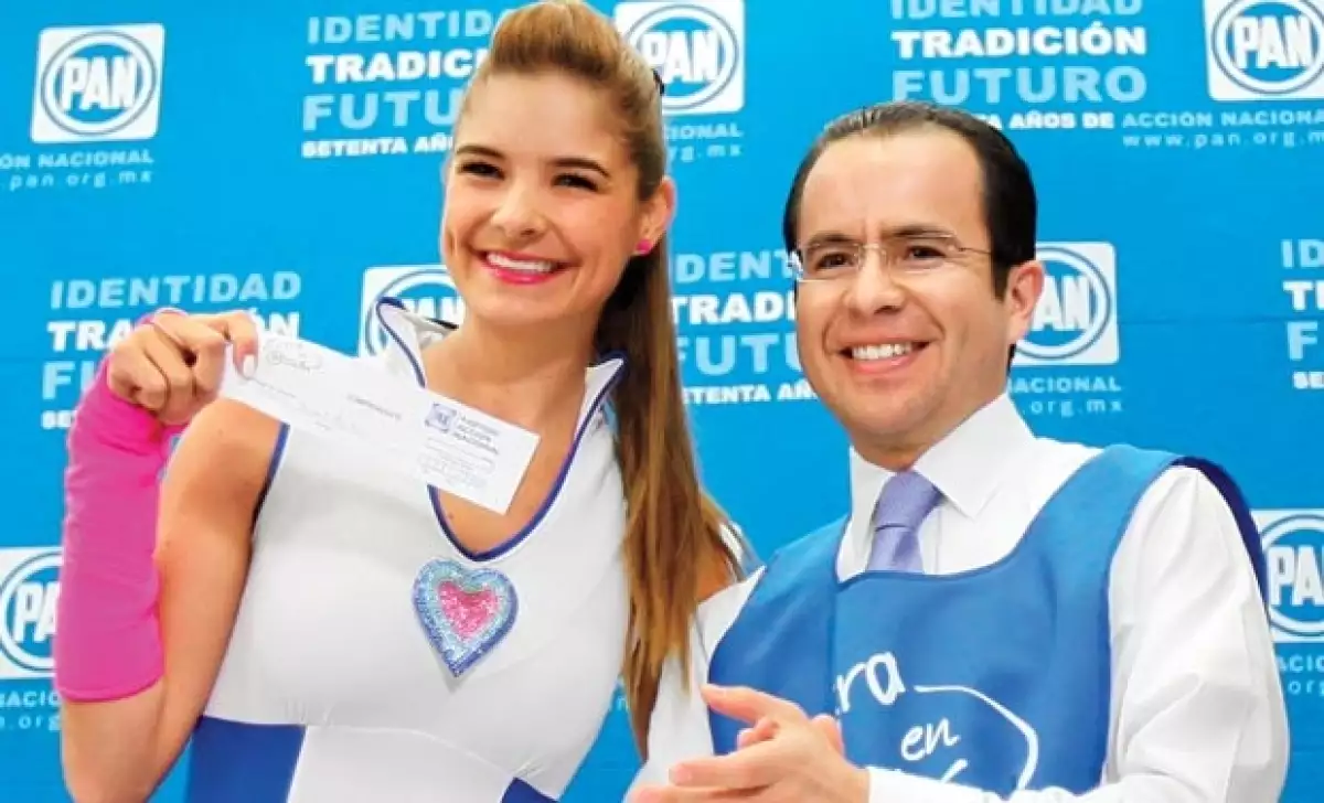 César Nava le pidió a Paty que fuera su esposa en Nueva York, ciudad donde tendrán su luna de miel.