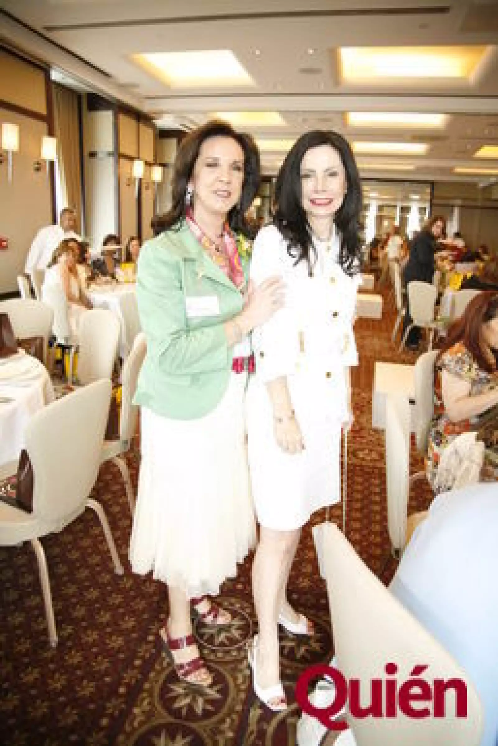 Dulce María Martínez, Patricia Autrey