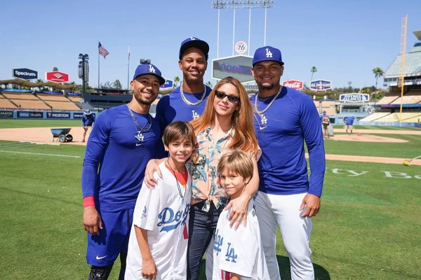 Shakira y sus hijos Milan y Sasha buscan vivir un verano normal
