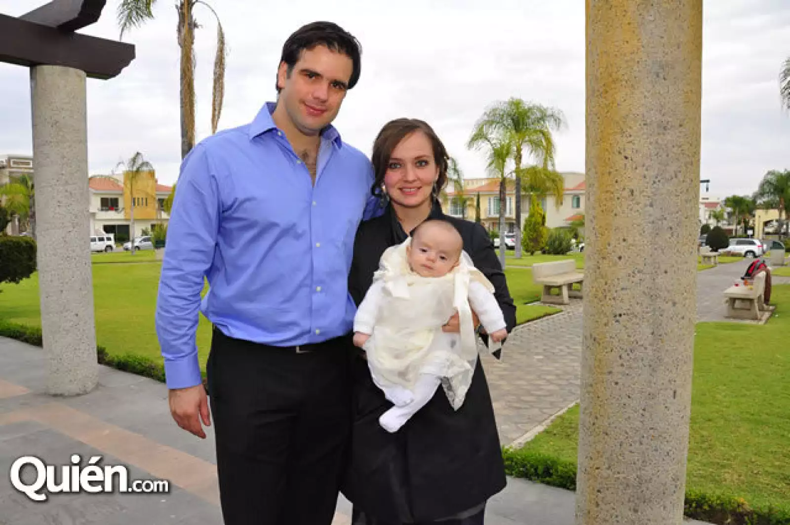 Miguel Agnesi,Luis Tomas Agnesi,Ana Sánchez