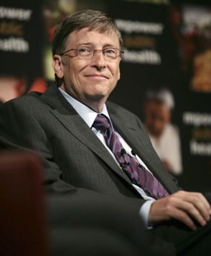 El fundador de Microsoft sigue siendo el estadounidense más rico, pero su fortuna disminuyó al igual que la de muchos otros que figuran en la lista.
