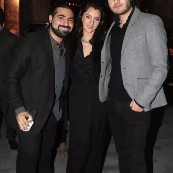 Sergio Gabriel,Sara Maldonado,Alex Gutiérrez