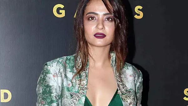 Surveen Chawla