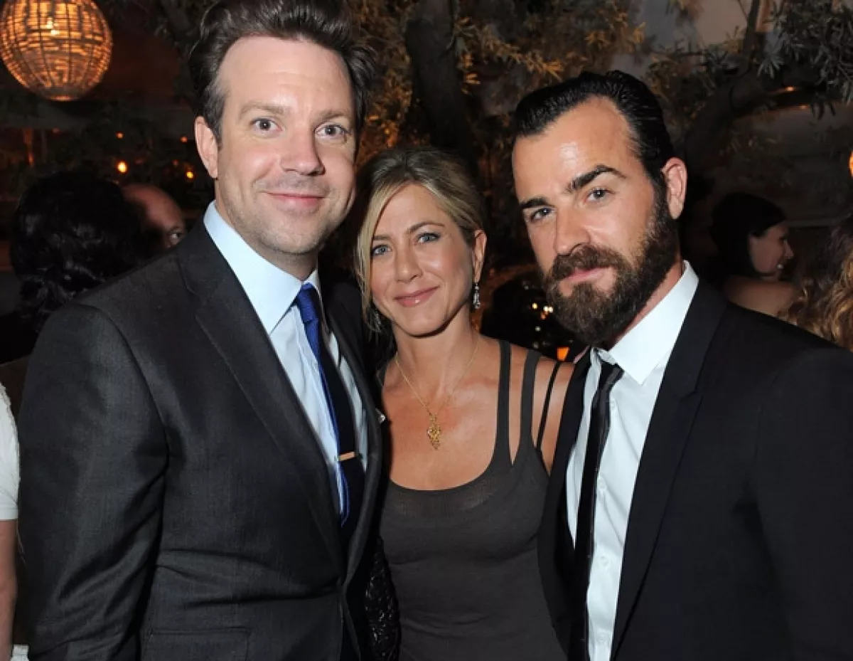 Jason Sudeikis, Jennifer Aniston y Justin Theroux en la fiesta de Soho House.