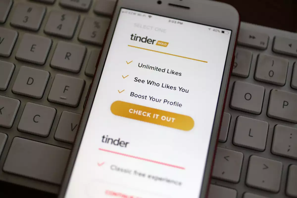 Tinder Co-Founders Sue Former Parent Company For $2 Billion