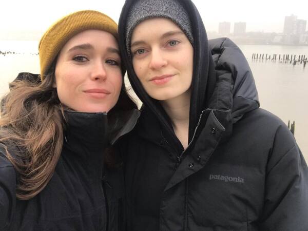 Elliot Page y Emma Portner.
