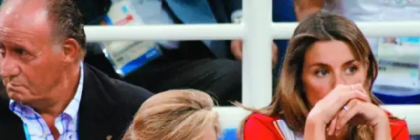 El rey nunca estuvo de acuerdo con la elección de su hijo, y aunque ha hecho un esfuerzo por tener un acercamiento con su nuera, no ha funcionado.
