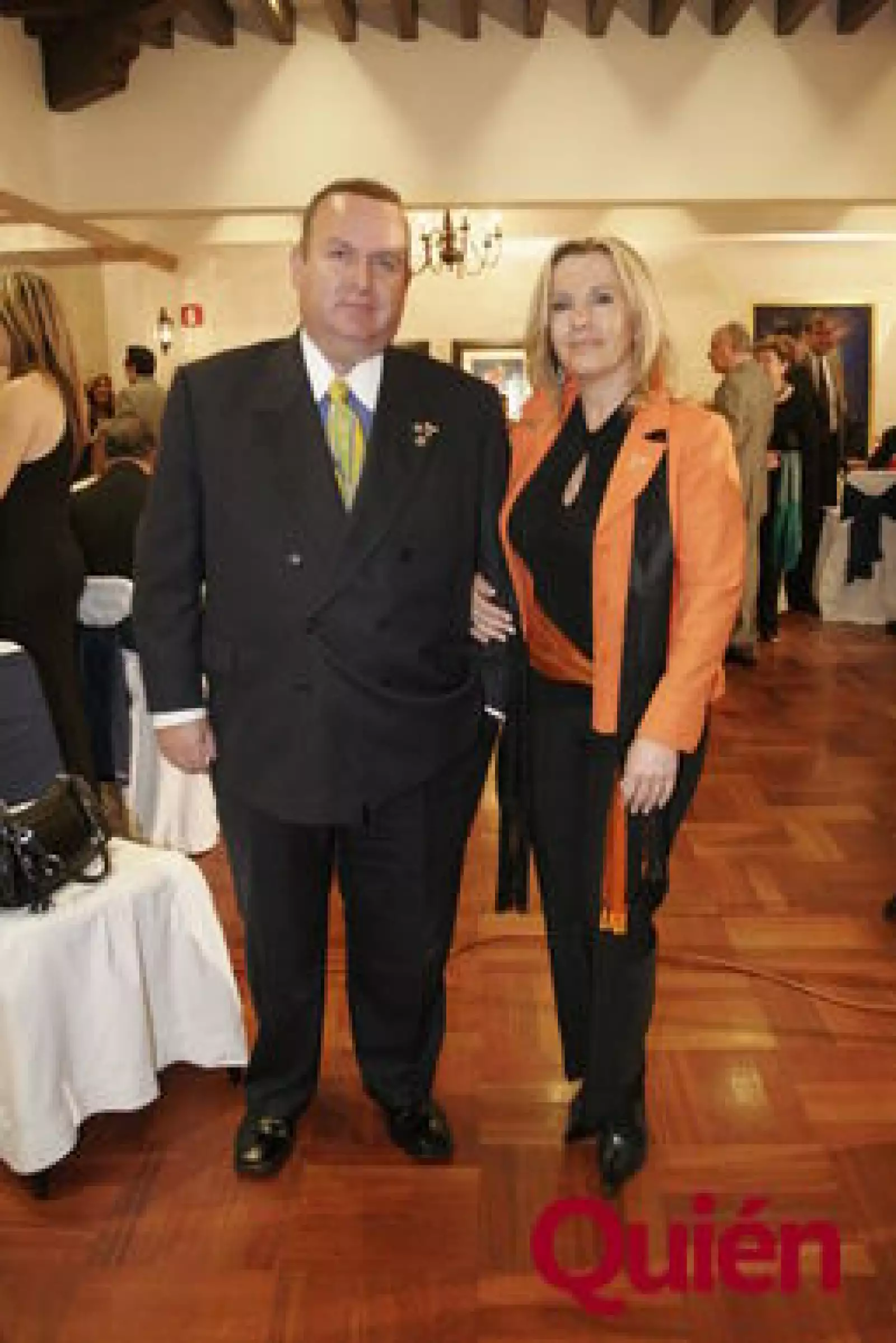 Raúl Romo, Esther Mizrachi