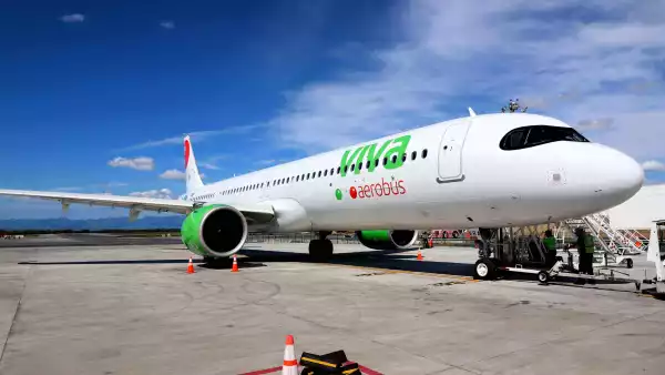 Viva Aerobus en Santa Lucía