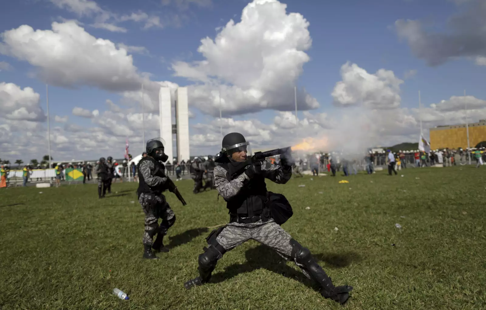 Policías antidisturbios