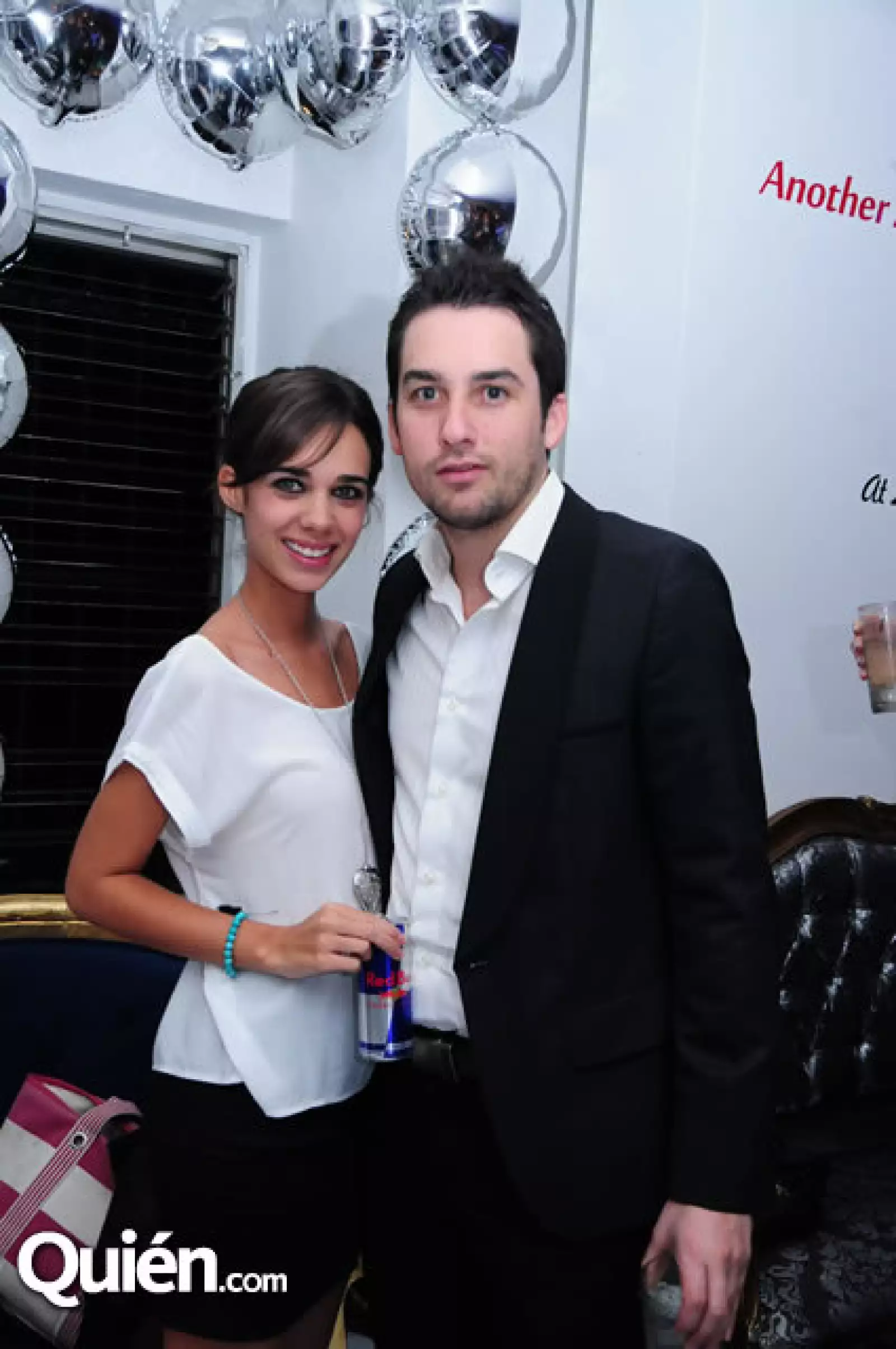 Ana Paula Robles,Luis Fernández del Valle