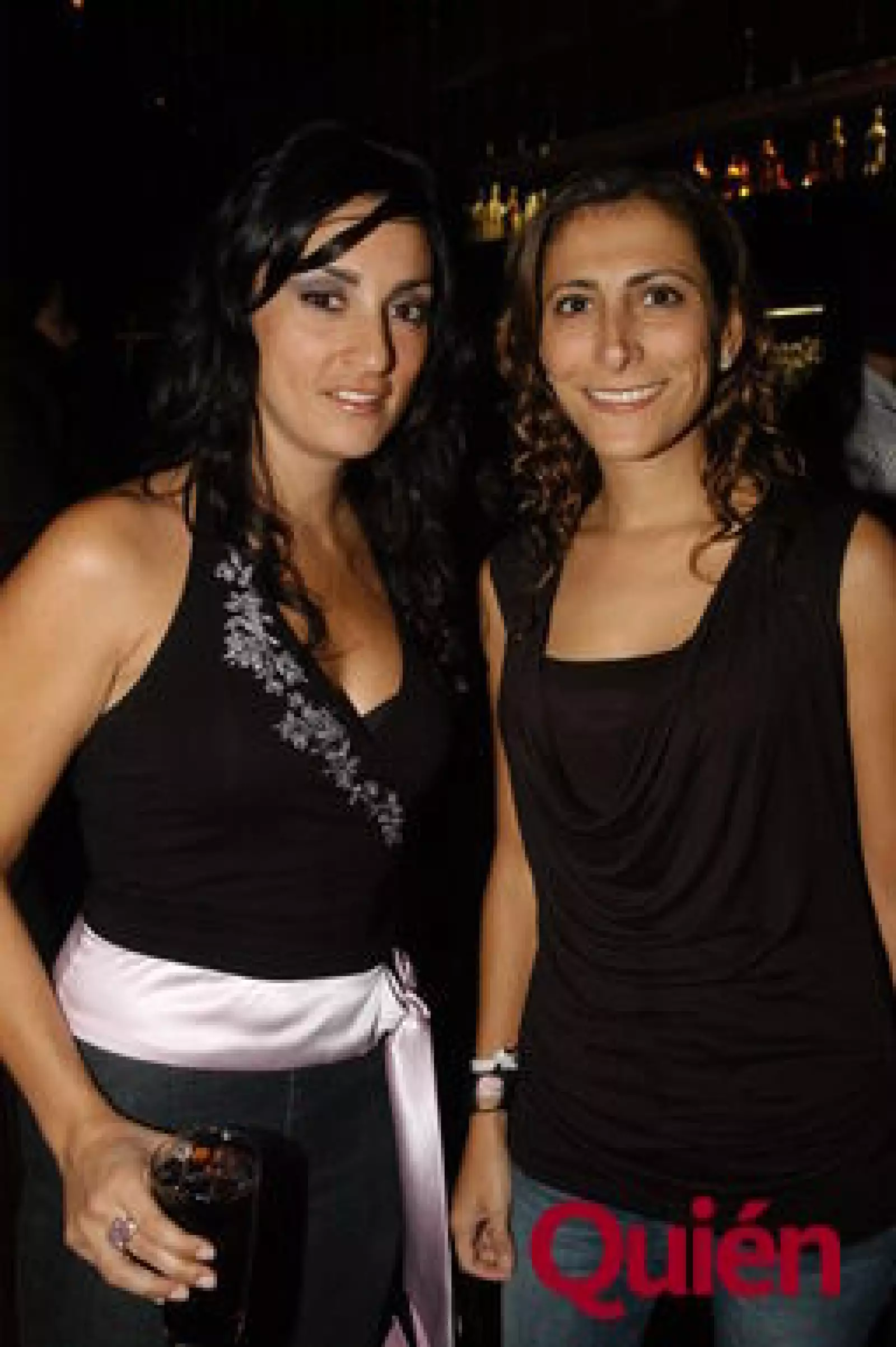 Elma Aroztega,  Erika Arroyo