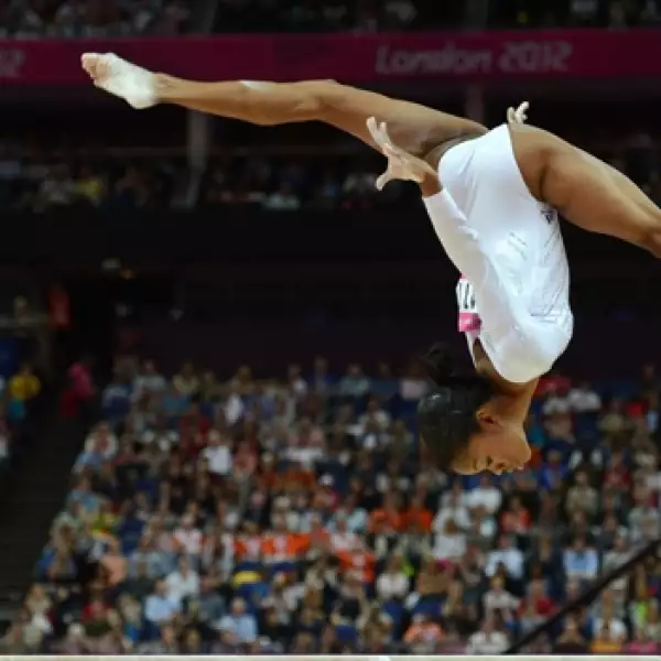 gimnasta estadounidense