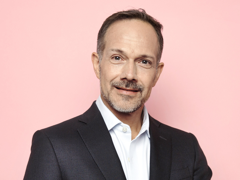 avatar mx-auto white