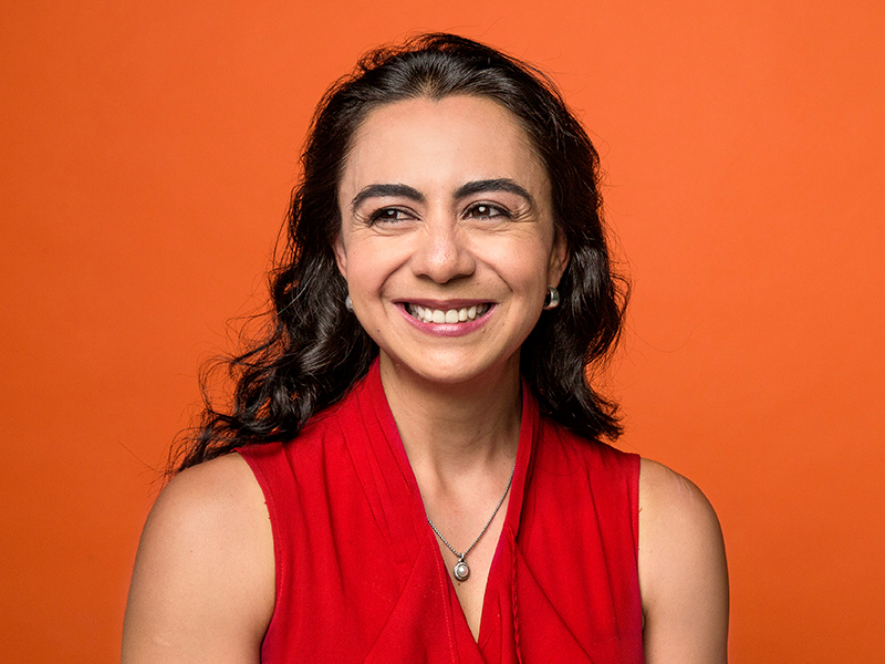 avatar mx-auto white