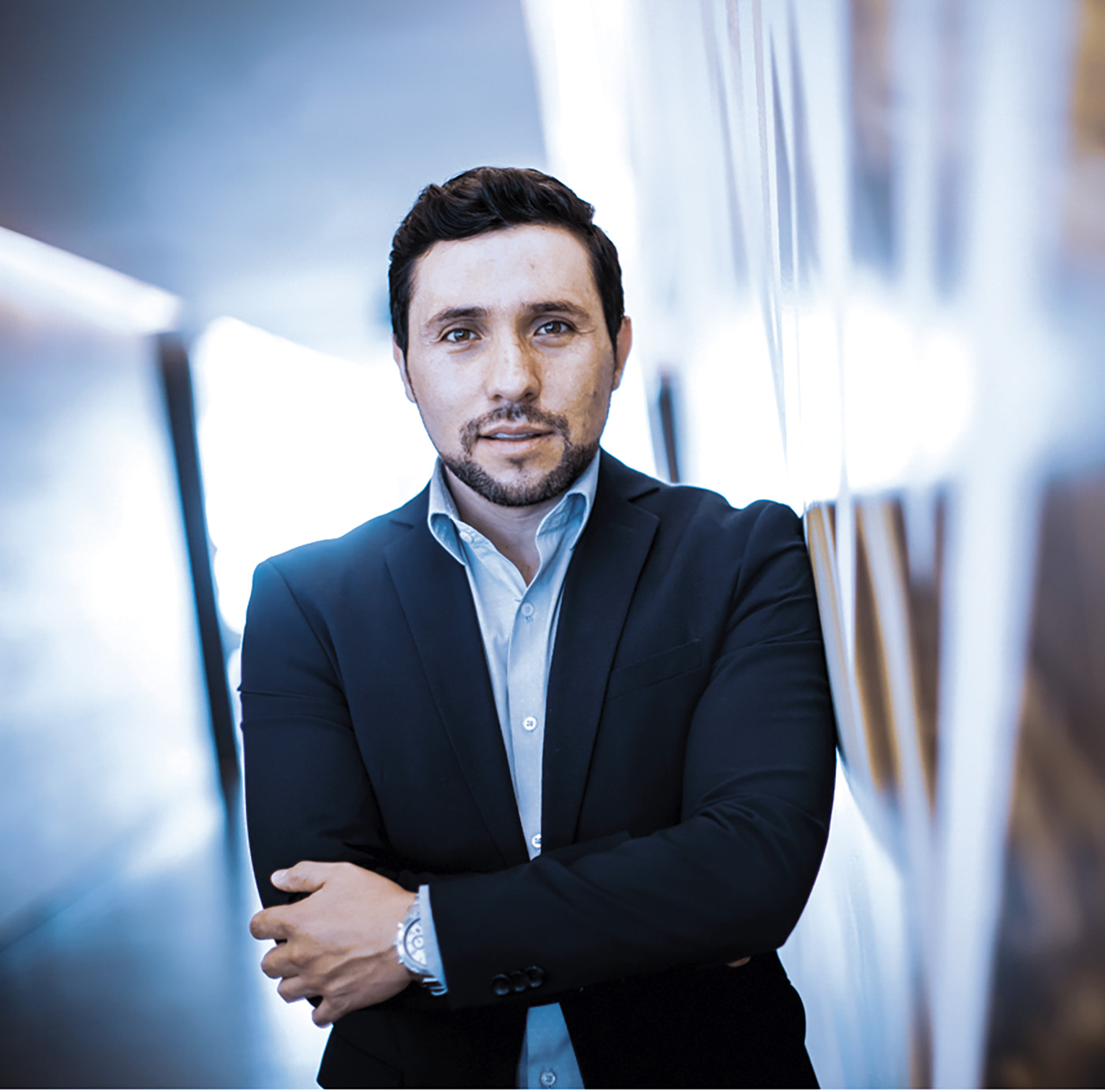 41+1 LGBT Manuel Ávila